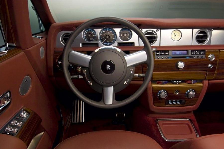  Rolls-Royce Phantom Coupe 2008 года  (фото 58 из 134)